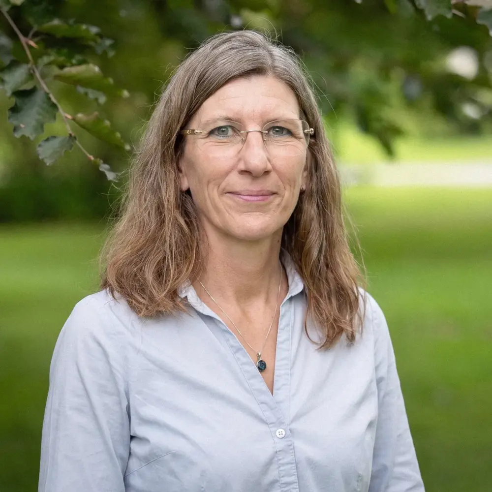 half-img-swedish-teacher-20